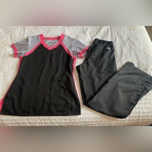 Nursing Scrubs. Grey’s Anatomy. Great condition!! Size: XS Selling as a set.